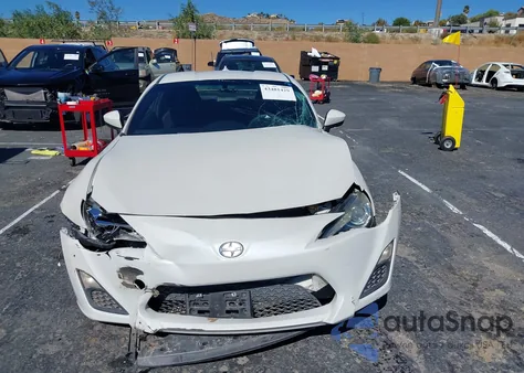 2014 Scion Fr-S Monogram из США, поврежденный, VIN JF1ZNAA18E9707653